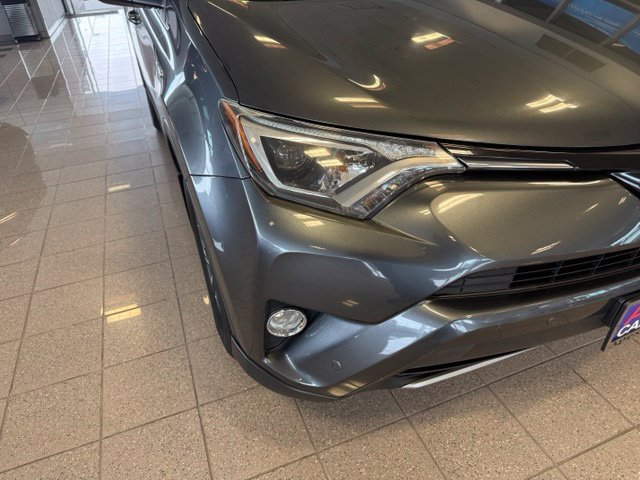Toyota RAV4 photo 8