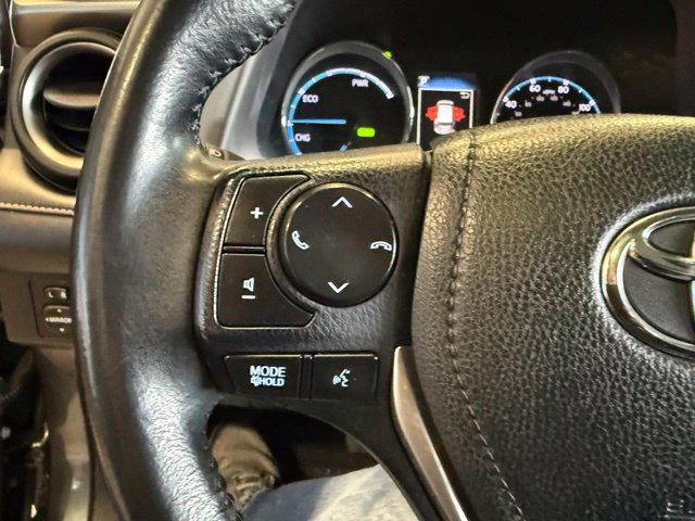 Toyota RAV4 photo 18