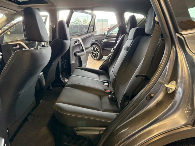 Toyota RAV4 photo 22