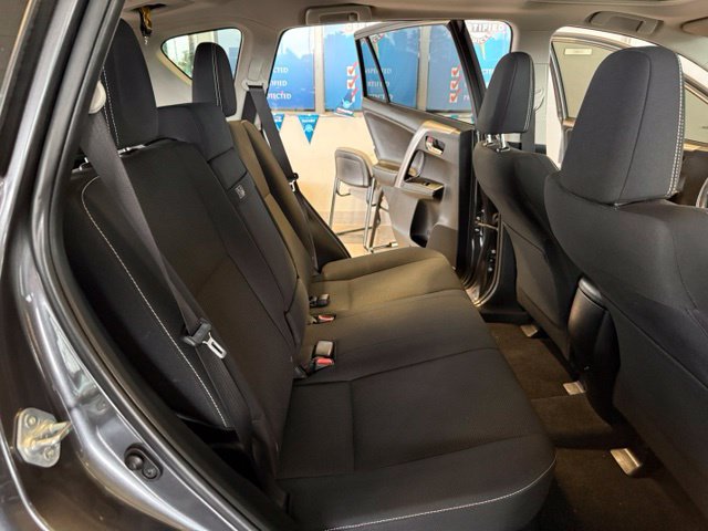 Toyota RAV4 photo 24