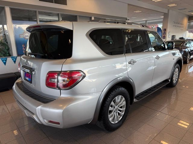 Nissan Armada photo 4