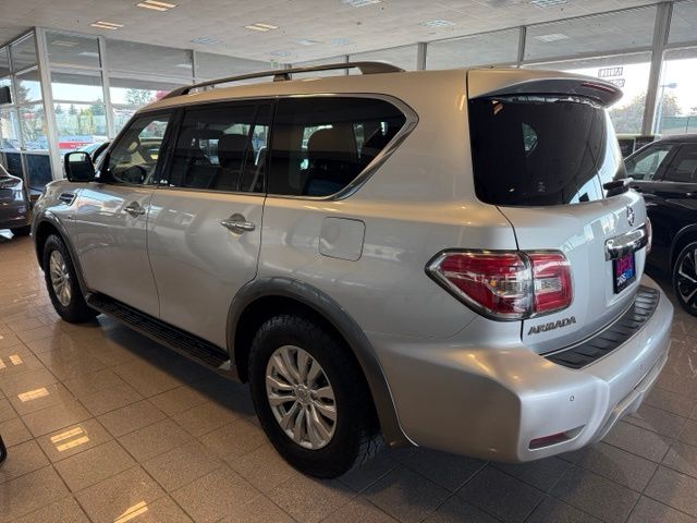 Nissan Armada photo 6