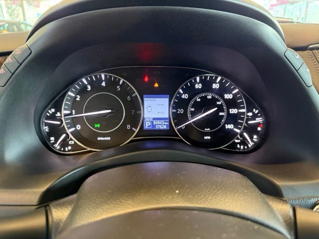 Nissan Armada photo 14