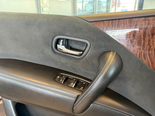 Nissan Armada photo 21