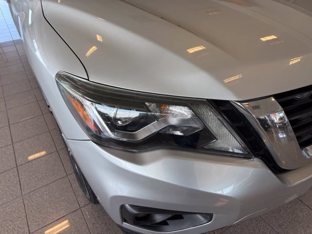 Nissan Pathfinder photo 10