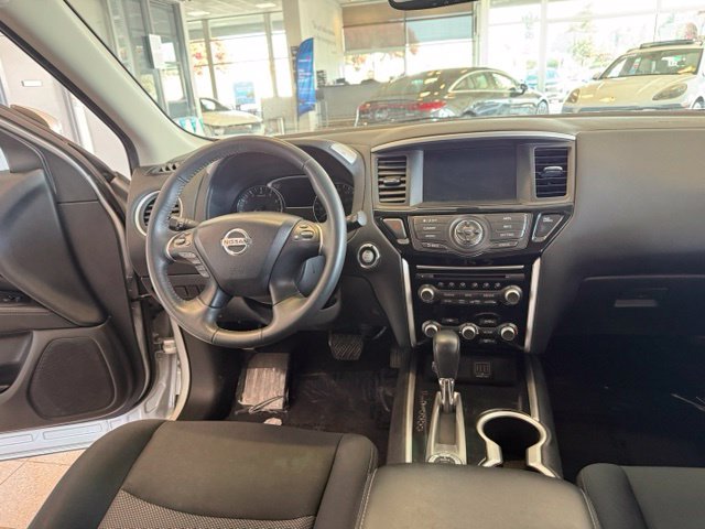 Nissan Pathfinder photo 26