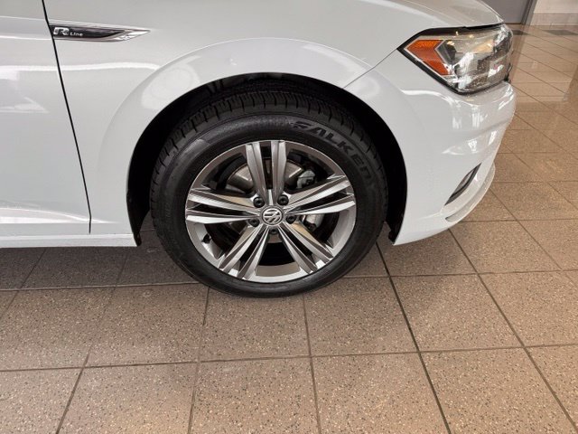 Volkswagen Jetta photo 11