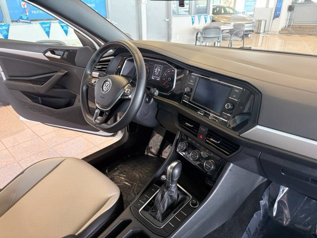 Volkswagen Jetta photo 28