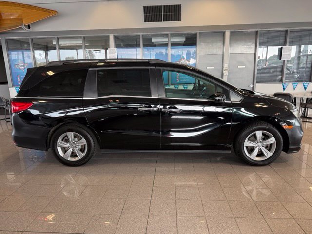 Honda Odyssey photo 3