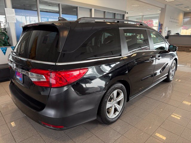 Honda Odyssey photo 4