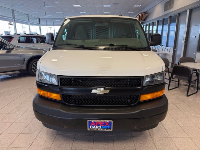 Chevrolet Express photo 6