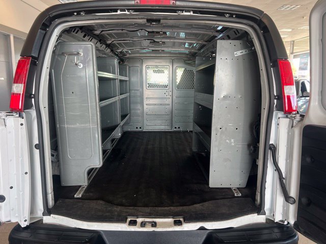 Chevrolet Express photo 20
