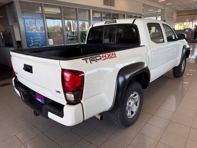 Toyota Tacoma photo 4