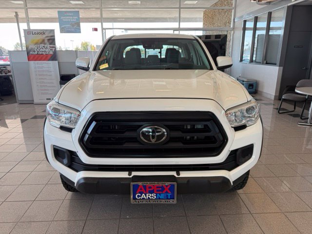 Toyota Tacoma photo 8