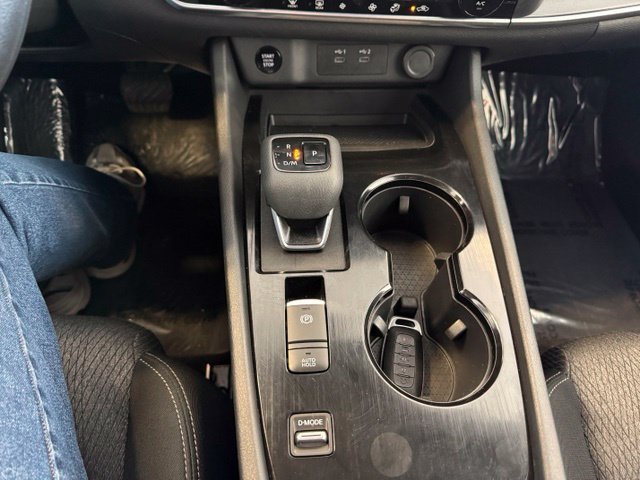 Nissan Rogue photo 17