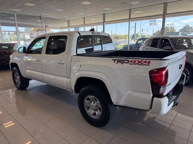 Toyota Tacoma photo 6