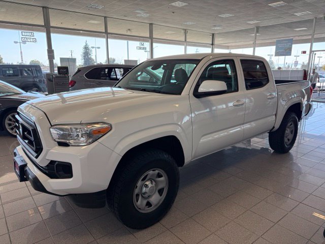 Toyota Tacoma photo 7