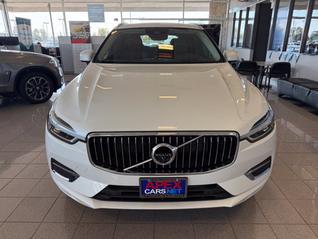 Volvo XC60 photo 8