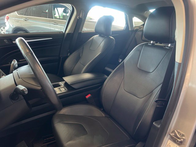 Ford Fusion photo 4