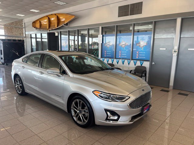 Ford Fusion photo 6