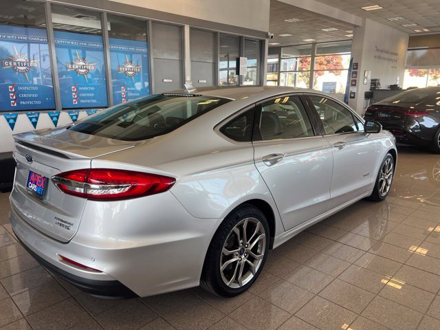 Ford Fusion photo 9