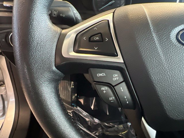 Ford Fusion photo 24
