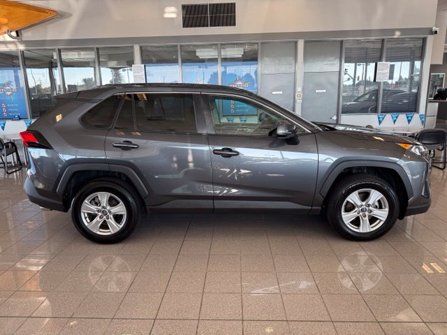 Toyota RAV4 photo 3