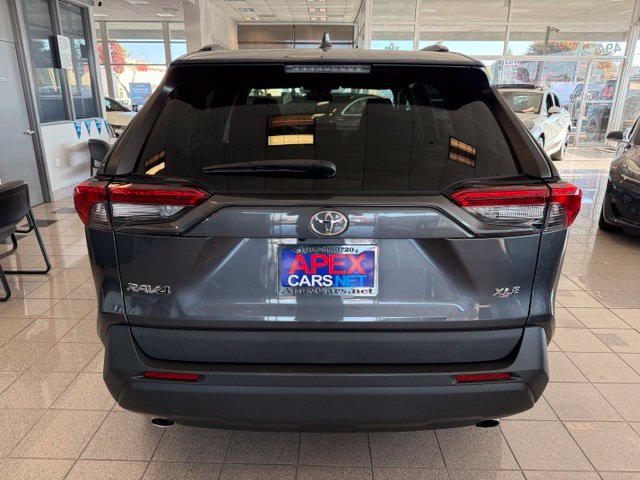 Toyota RAV4 photo 5