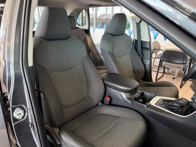Toyota RAV4 photo 27