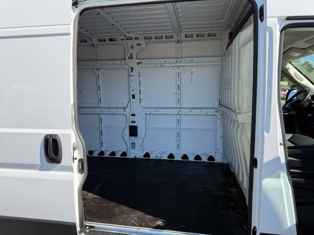 Ram Cargo Van photo 17