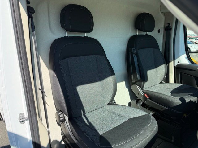 Ram Cargo Van photo 18