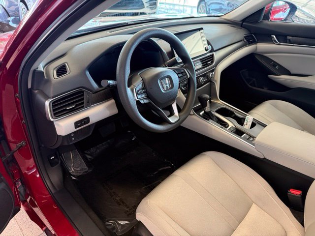 Honda Accord photo 2