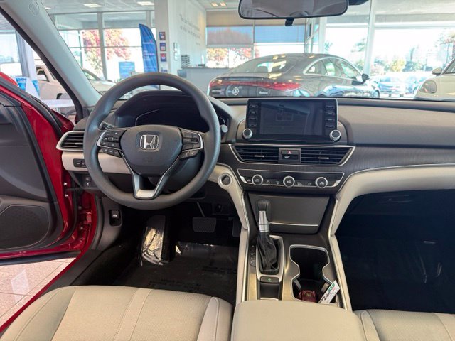 Honda Accord photo 26