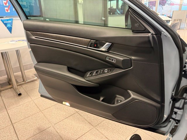 Honda Accord photo 22