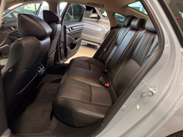 Honda Accord photo 23