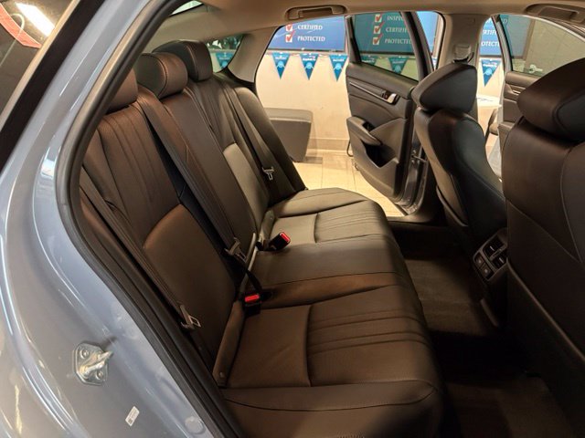 Honda Accord photo 25