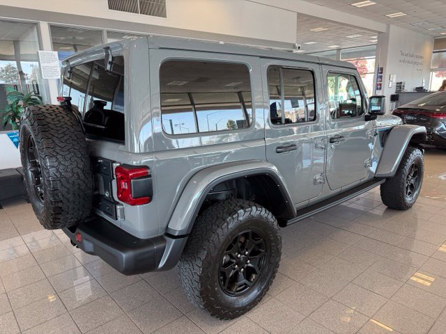 Jeep Wrangler photo 4