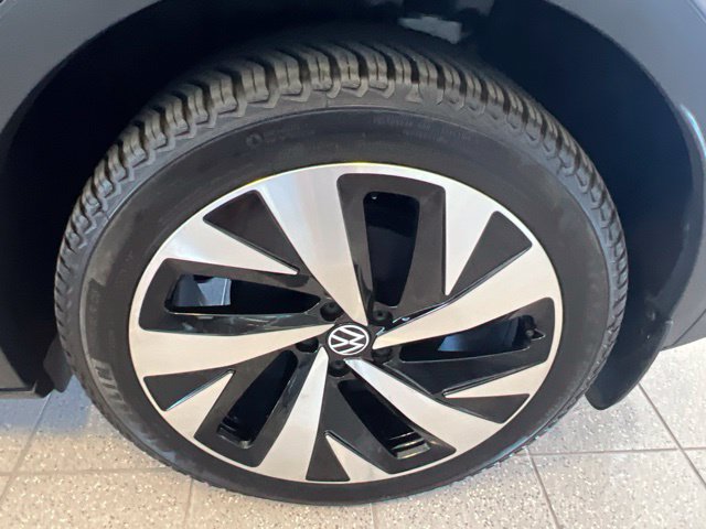 Volkswagen ID.4 photo 37