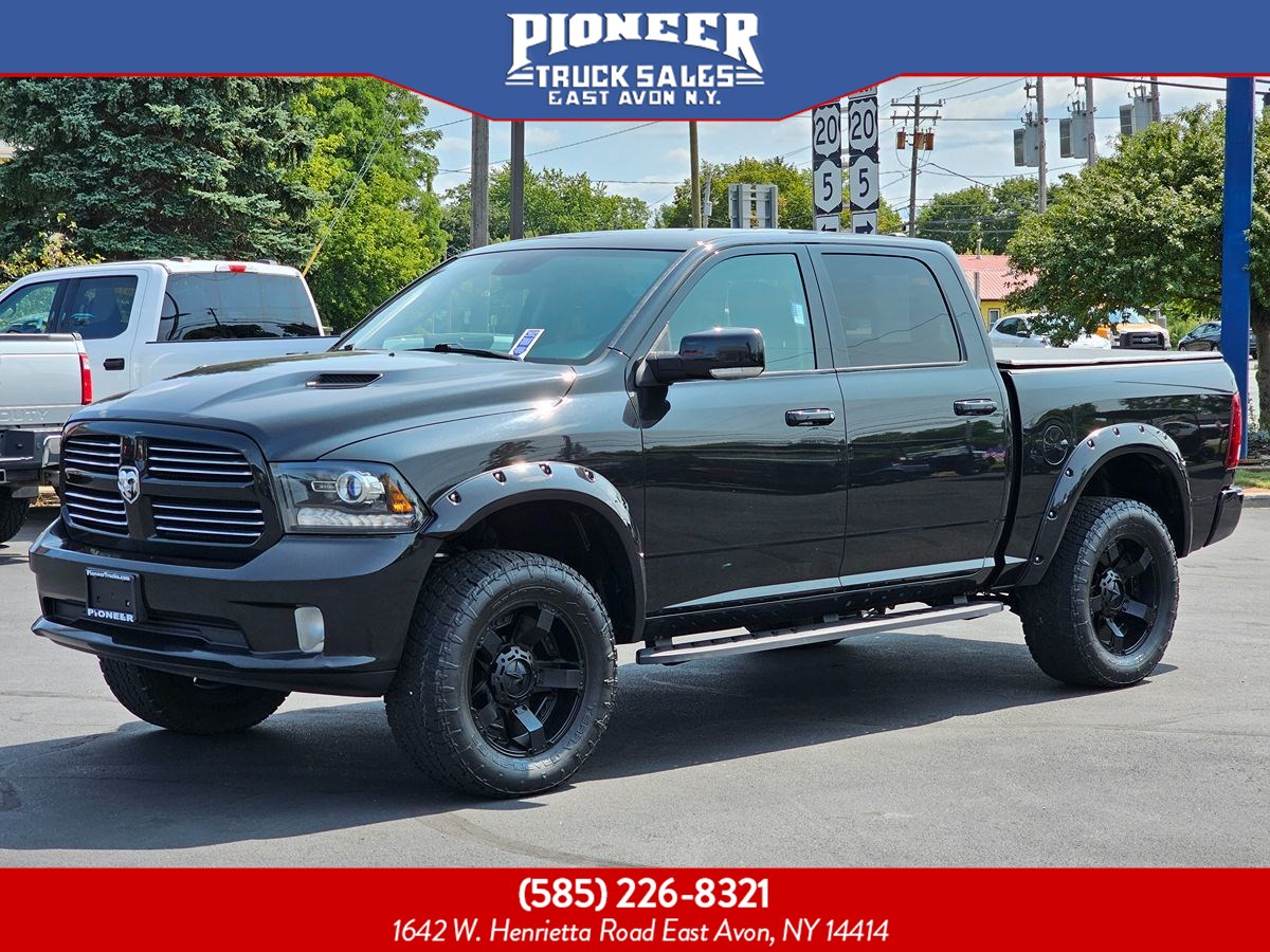 2017 Ram 1500 SPORT HEMI LIFTED 35's