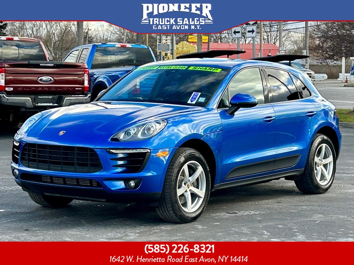 2017 Porsche Macan 