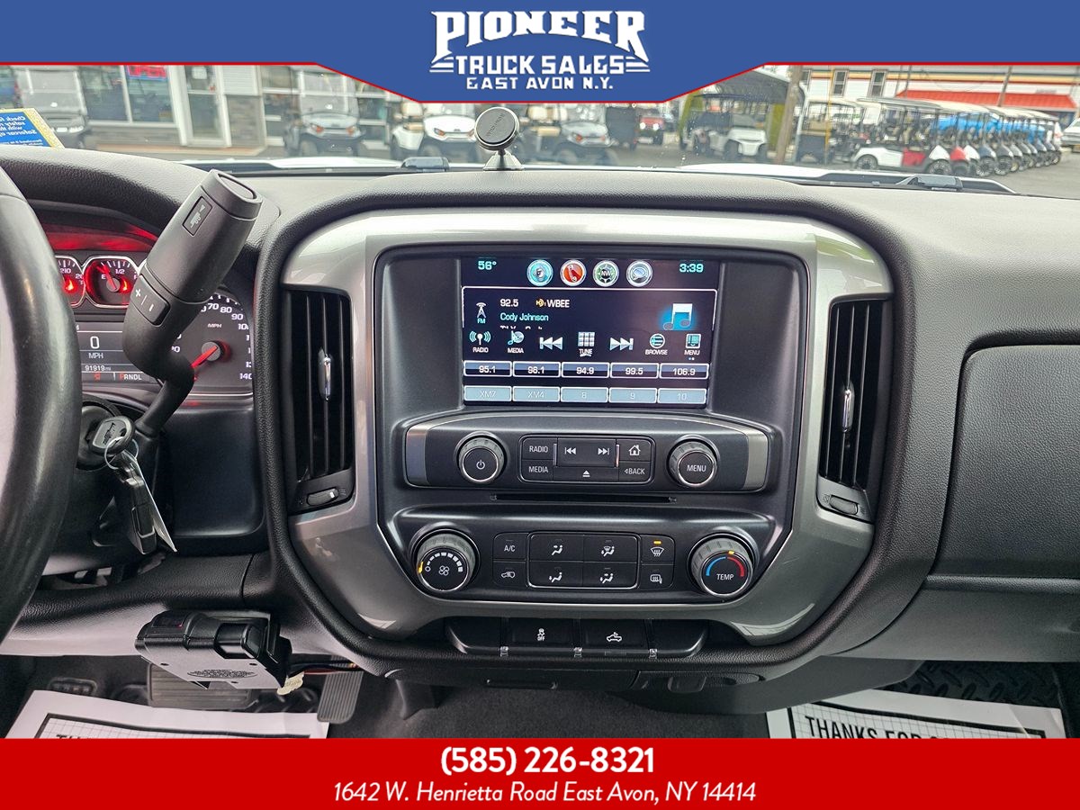 2019 Chevrolet Silverado 1500 LT photo 19