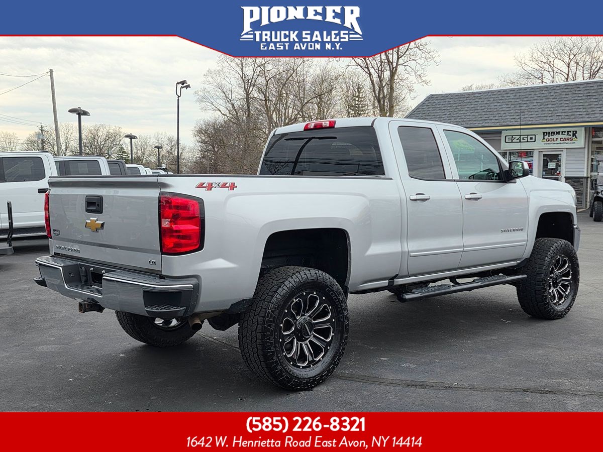 2019 Chevrolet Silverado 1500 LT photo 5