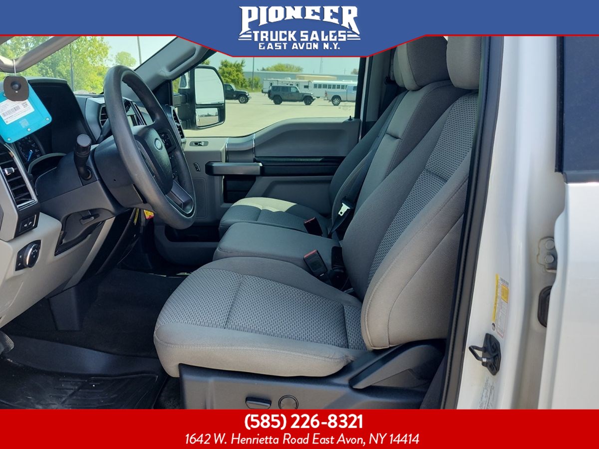 2022 Ford F-250 XLT FX4 photo 5