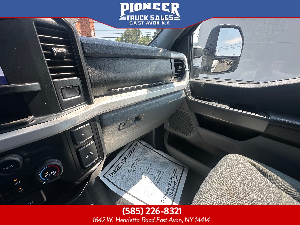 2023 Ford F-250 XLT photo 17