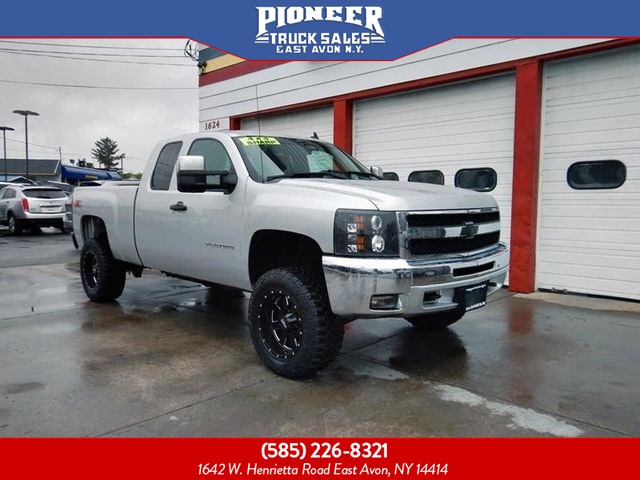 Sold 2013 Chevrolet Silverado 1500 LT LIFTED in Rochester, NY