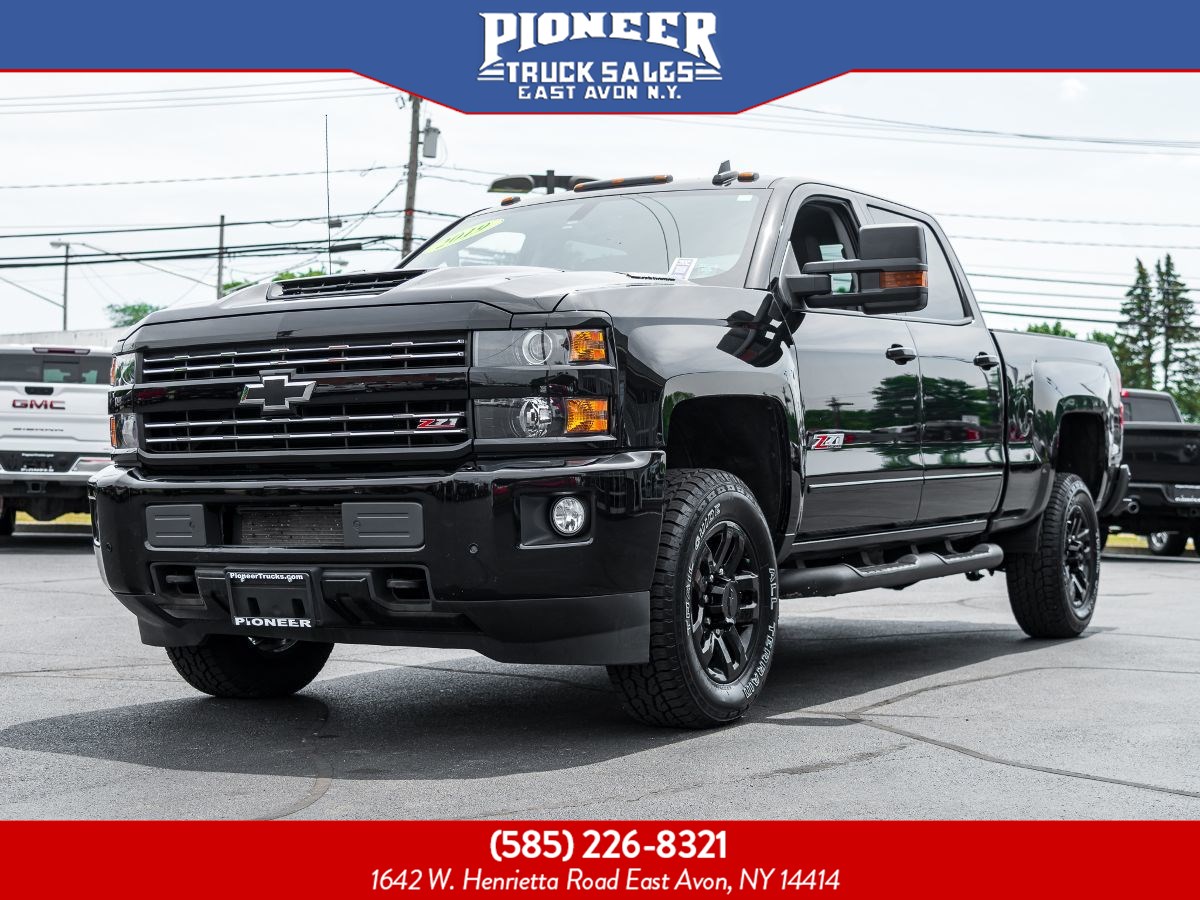 Midnight Edition 2019 Chevy Silverado Z71 Black 2019 Chevy