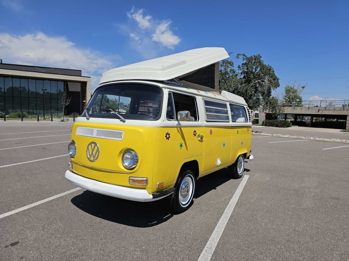 Volkswagen Bus photo 53