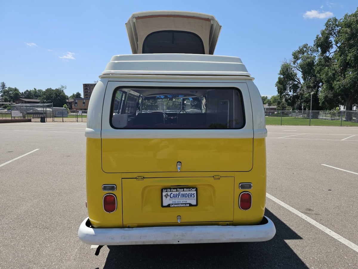 Volkswagen Bus photo 56
