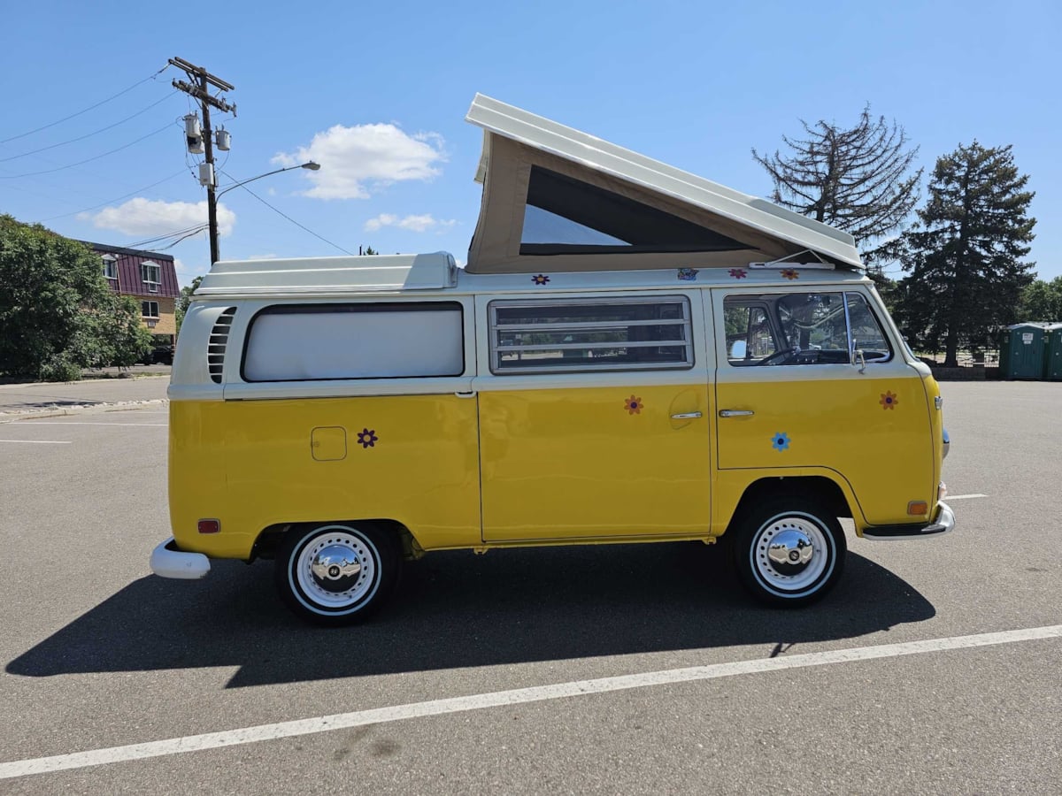Volkswagen Bus photo 58
