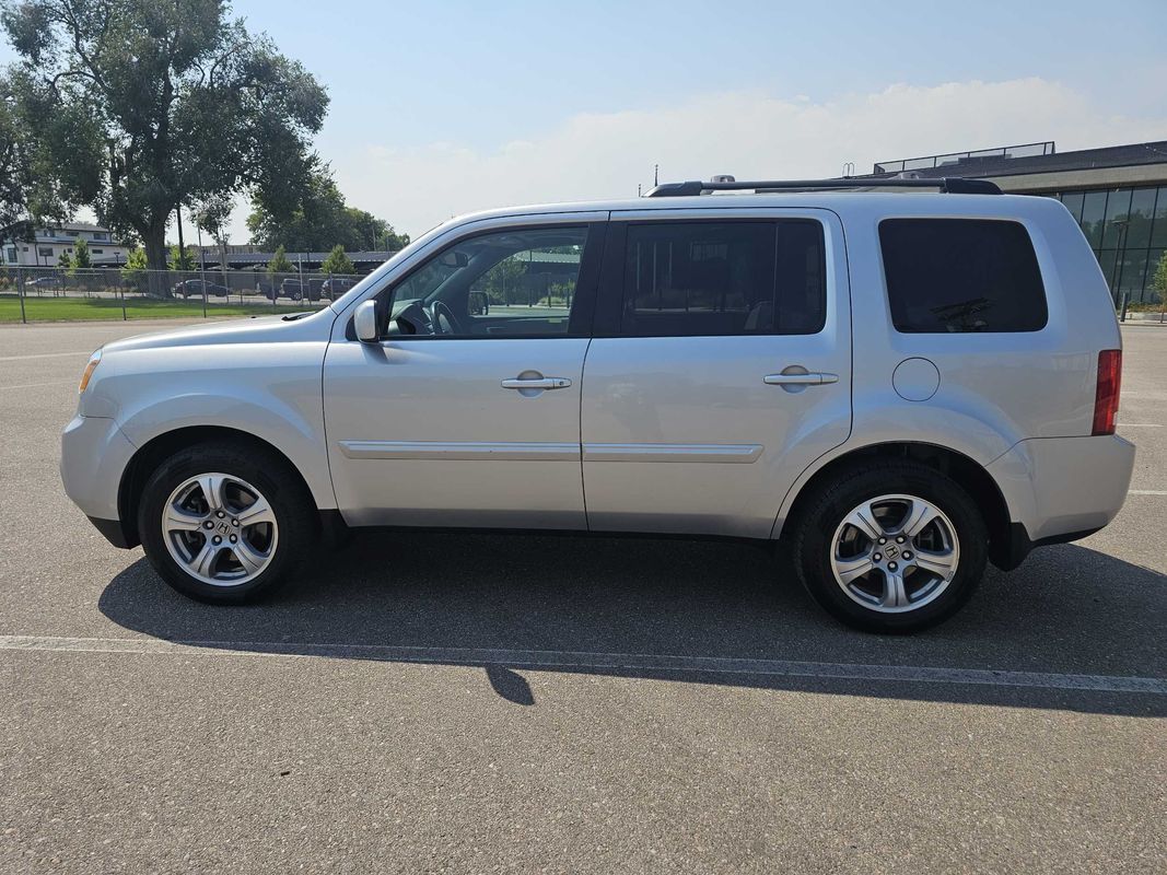 2013 Honda Pilot EX-L photo 2